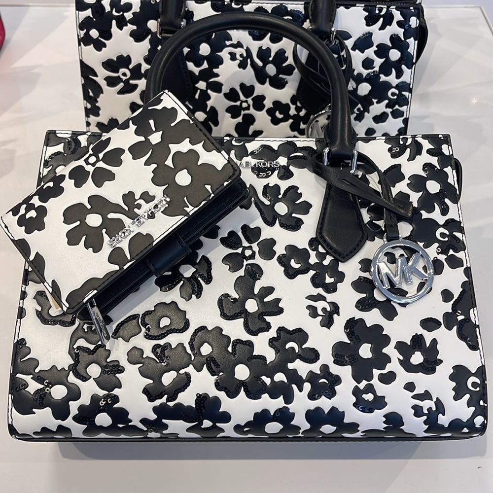 Michael Kors Sheila Md Sequined Floral Print CZ Satchel & JST Md Bi-Fold Wallet - Picture 4 of 16